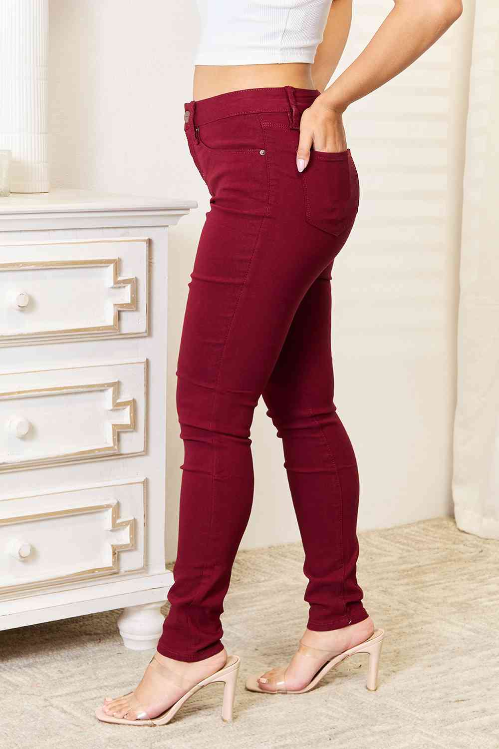 YMI Jeanswear Hyper-stretch Kate Skinny Jeans with Pockets